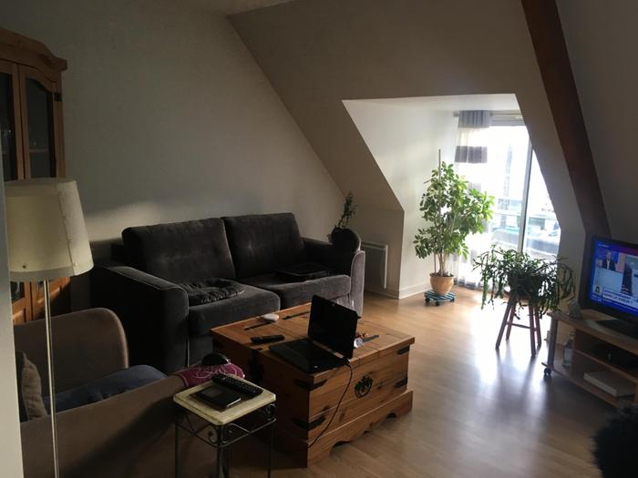 appartement-2-pièces-gare-hopital-centre-villes-vannes-à-acheter-à-vendre-investissement-locatif-lumineux-residence-principale-stationnement-century21-beaulieu-agence-immobilière-vannes